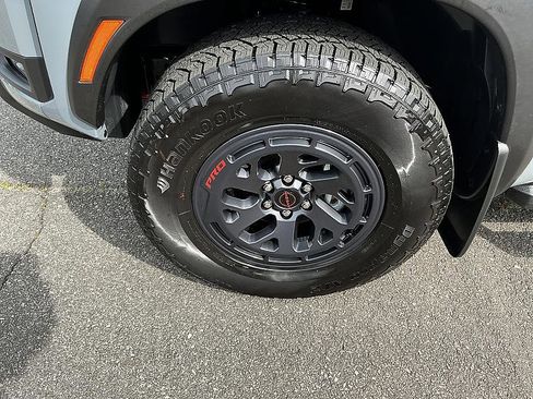 Certified 2026 Nissan Frontier PRO-4X w/ Pro-4x Convenience Package AWD/4WD image 7