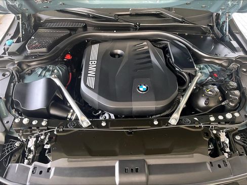 Used 2026 BMW 540i xDrive w/ M Sport Package AWD/4WD image 13