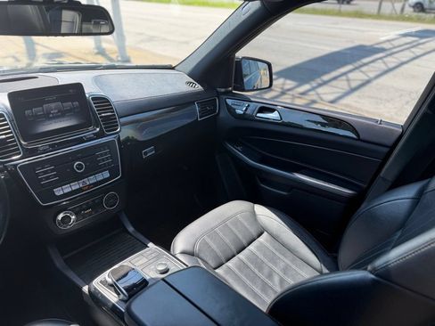 Used 2017 Mercedes-Benz GLS 450 4MATIC image 11