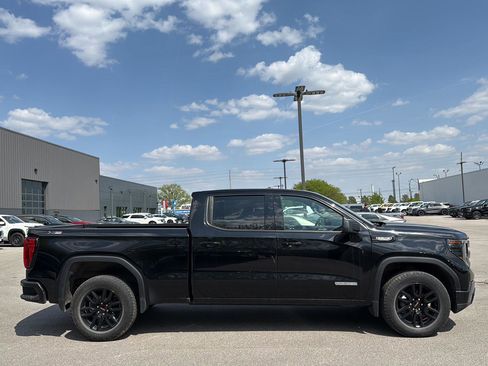 Used 2023 GMC Sierra 1500 Elevation w/ X31 Off-Road Package AWD/4WD image 2