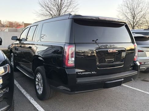 Used 2018 GMC Yukon XL SLT image 6