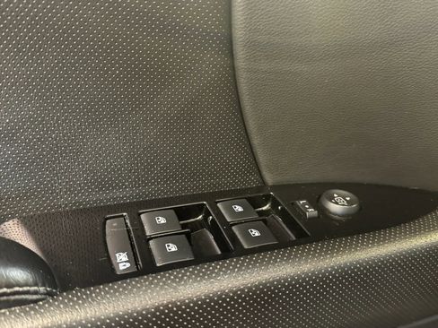 Used 2014 Cadillac XTS image 9