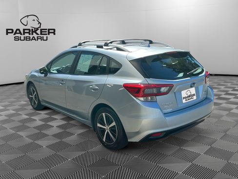 Used 2020 Subaru Impreza 2.0i Premium w/ Popular Package #2 AWD/4WD image 3