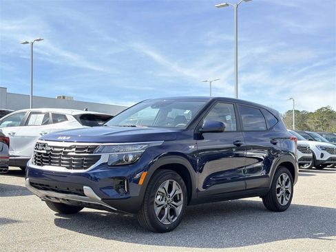 Used 2026 Kia Seltos LX image 4