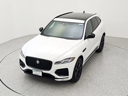 Certified 2026 Jaguar F-PACE R-Dynamic S AWD/4WD image 13