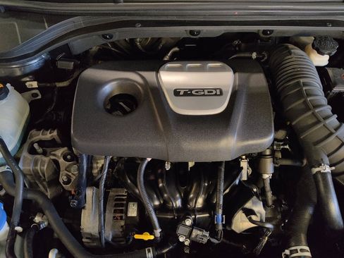 Used 2018 Hyundai Elantra Sport FWD image 30