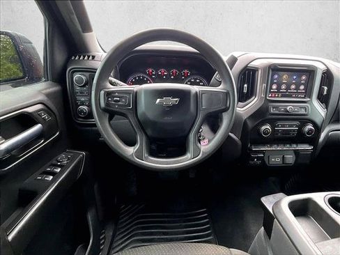 Used 2021 Chevrolet Silverado 1500 Custom Trail Boss AWD/4WD image 7