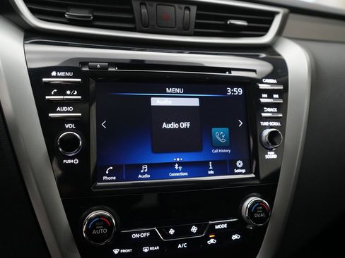 Used 2019 Nissan Murano SV w/ Premium Package image 6