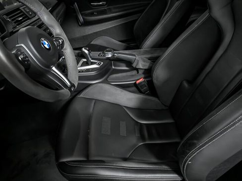 Used 2019 BMW M4 CS w/ Executive Package image 19