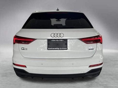 Used 2025 Audi Q3 2.0T Premium AWD/4WD image 32