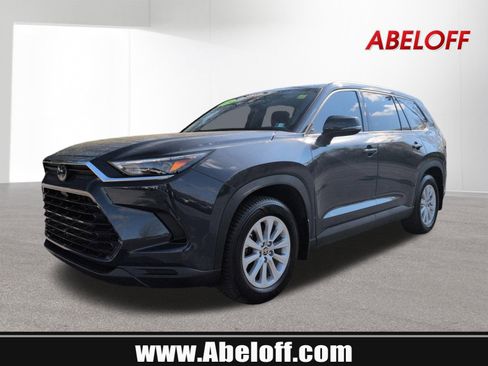 Used 2024 Toyota Grand Highlander XLE image 1