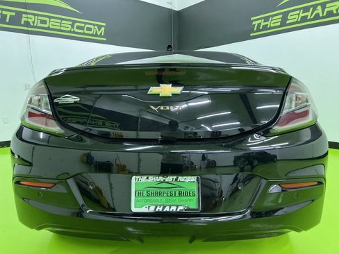 Used 2017 Chevrolet Volt Premier w/ Driver Confidence II Package FWD image 8