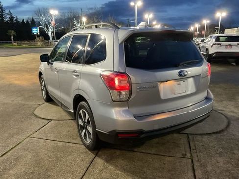 Used 2018 Subaru Forester 2.5i Premium image 6