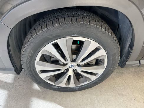 Used 2020 Subaru Ascent Limited image 10