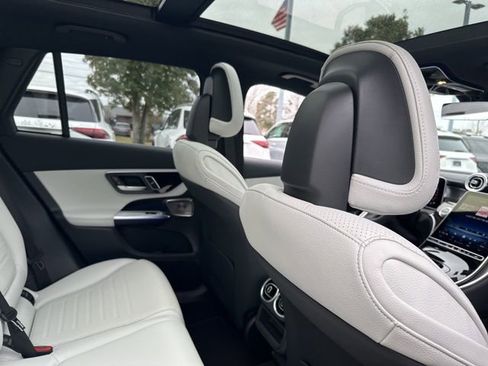 New 2026 Mercedes-Benz GLC 300 4MATIC image 27