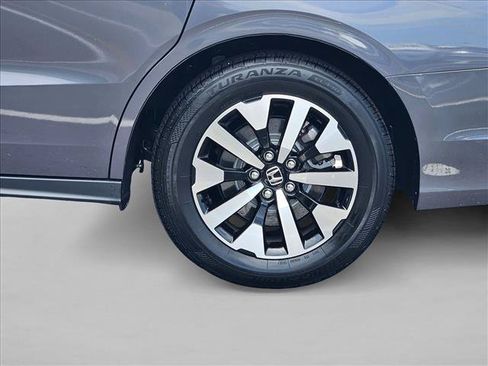 Used 2026 Honda Odyssey EX-L image 25