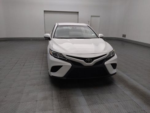 Used 2019 Toyota Camry SE image 14
