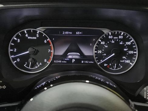 Used 2022 Nissan Rogue SV AWD/4WD image 17
