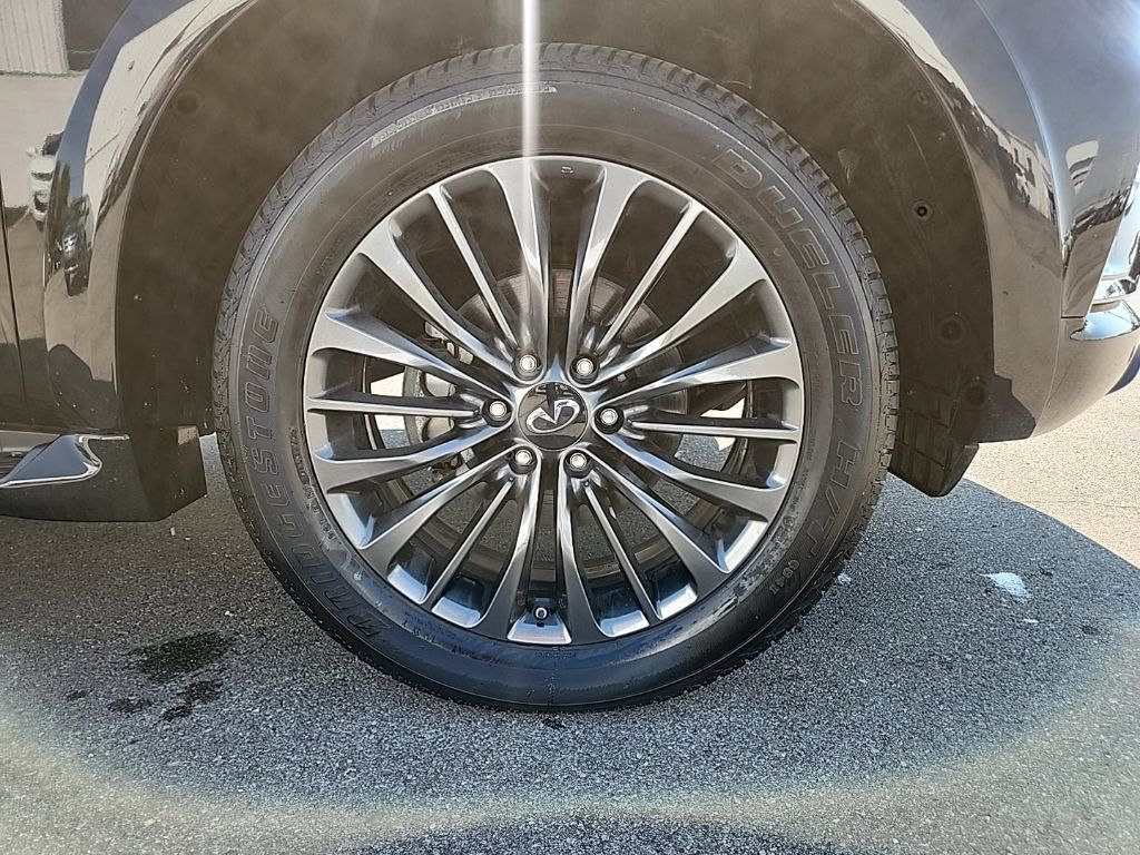 Used 2023 INFINITI QX80 Premium Select w/ Cargo Package AWD/4WD image 3