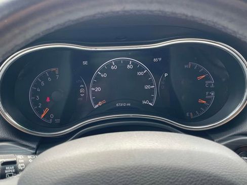 Used 2020 Jeep Grand Cherokee Altitude image 8