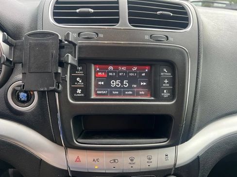Used 2012 Dodge Journey SXT FWD image 24