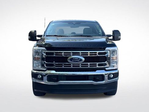 Used 2025 Ford F250 XLT AWD/4WD image 10