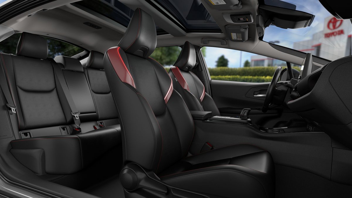 New 2026 Toyota Prius Plug-In Hybrid FWD image 43