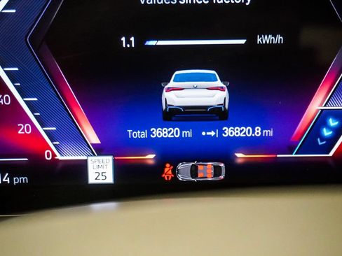 Used 2023 BMW i4 eDrive40 w/ Premium Package RWD image 31