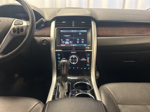 Used 2011 Ford Edge Limited w/ 302A Rapid Spec Order Code image 10