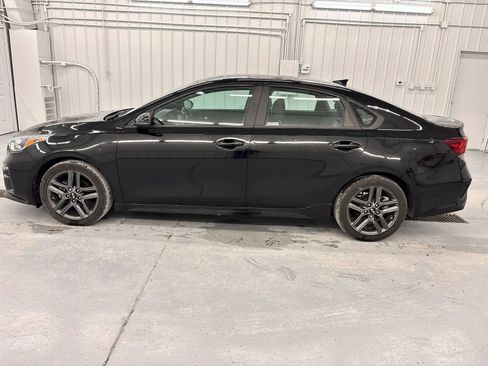 Used 2021 Kia Forte GT-Line FWD image 3