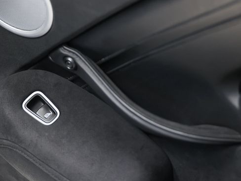 Used 2020 Aston Martin V8 Vantage Coupe RWD image 70