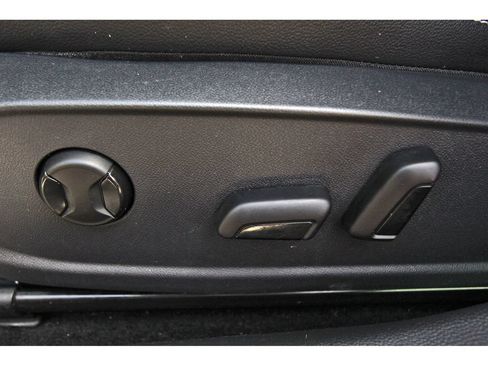 Used 2022 Volkswagen Jetta SE FWD image 29