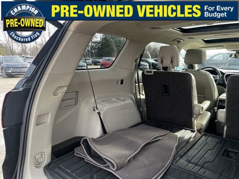 Used 2017 GMC Acadia Denali w/ Technology Package image 11