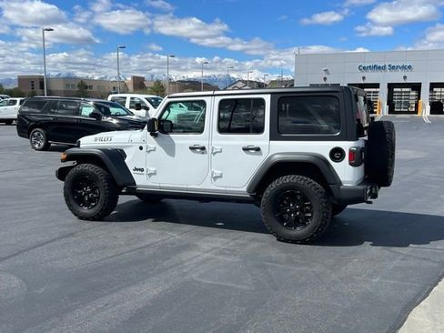 Used 2021 Jeep Wrangler Unlimited Sport AWD/4WD image 3