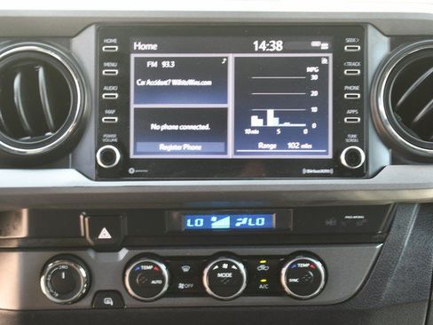 Certified 2023 Toyota Tacoma TRD Sport AWD/4WD image 19