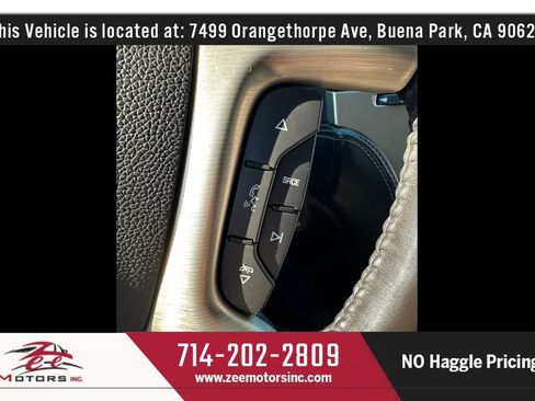 Used 2013 Cadillac Escalade Platinum AWD/4WD image 24