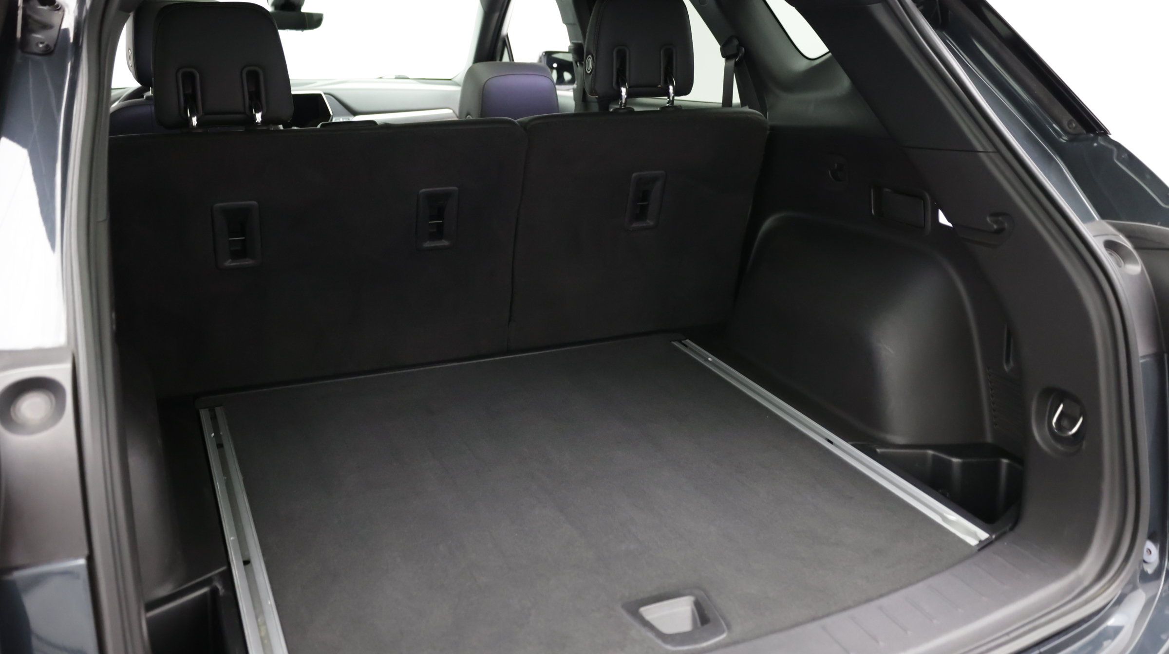 Used 2019 Chevrolet Blazer Premier w/ Sun and Wheels Package FWD image 36