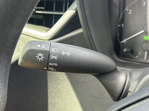 Used 2024 Toyota Corolla LE FWD image 16