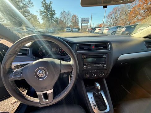 Used 2014 Volkswagen Jetta SE image 18