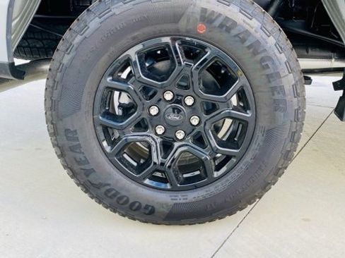 New 2025 Ford F150 XLT w/ Equipment Group 302A MID image 9