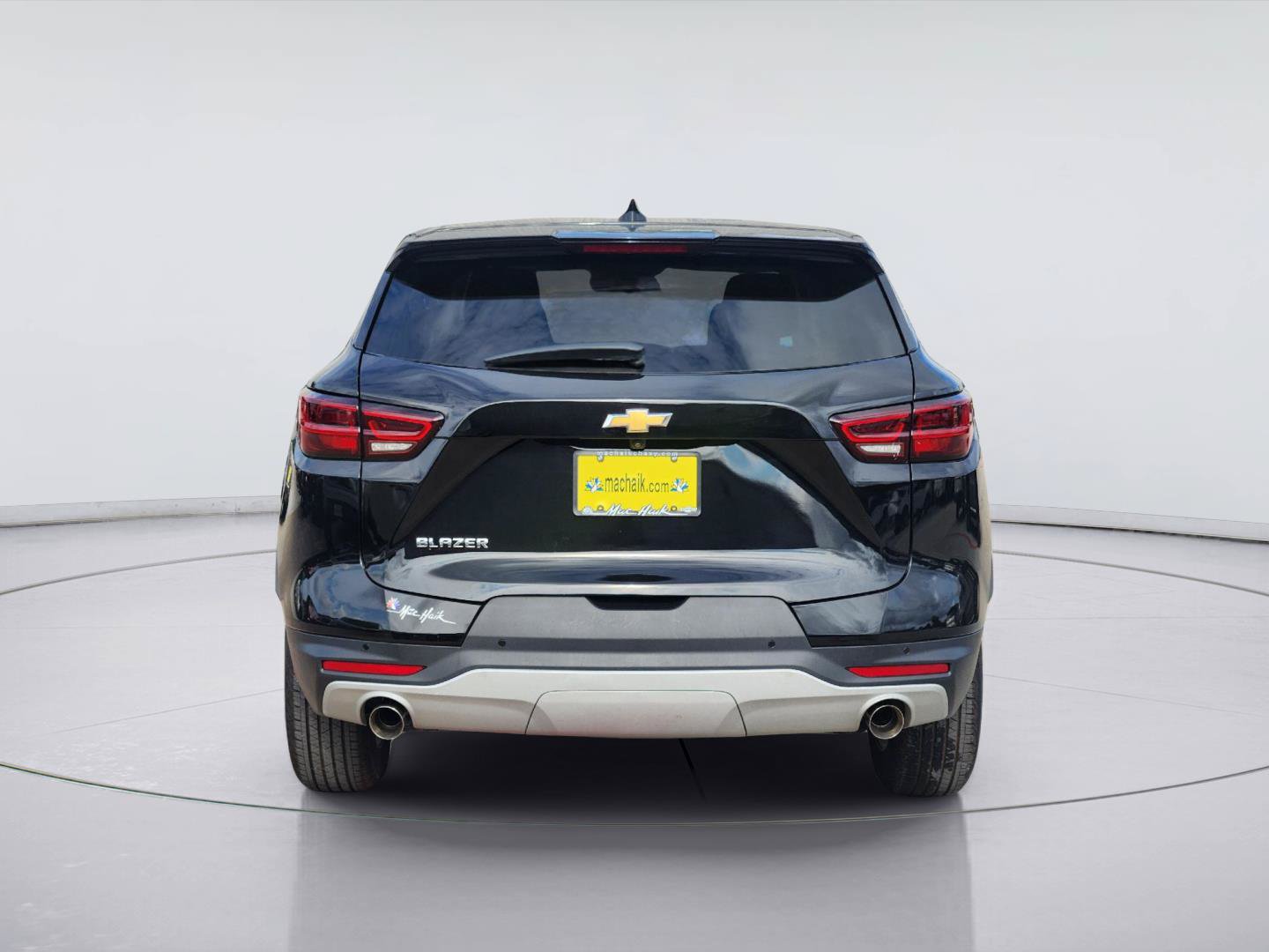 Used 2026 Chevrolet Blazer LT FWD image 6