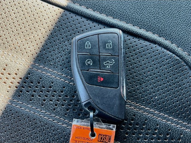 Used 2024 Chevrolet Silverado 2500 High Country w/ High Country Premium Package AWD/4WD image 11