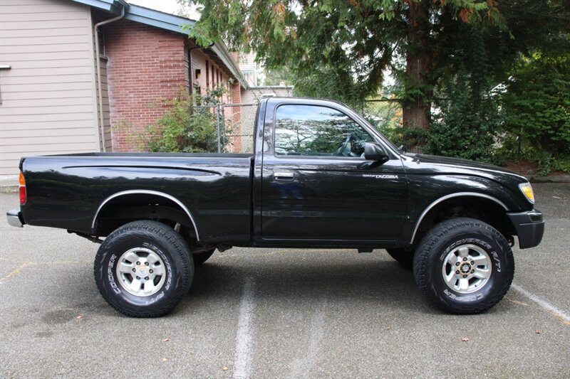 Used 2000 Toyota Tacoma 4x4 Regular Cab image 12