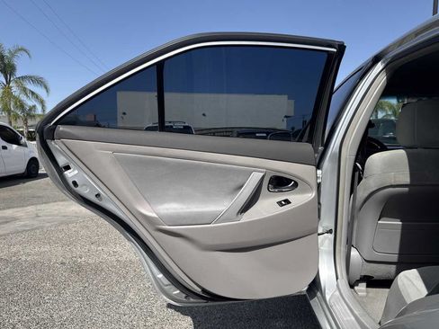 Used 2009 Toyota Camry FWD image 10