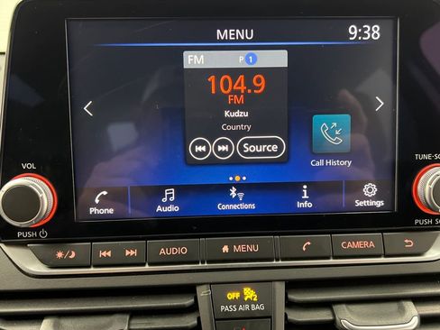 Used 2024 Nissan Altima 2.5 SR AWD/4WD image 42