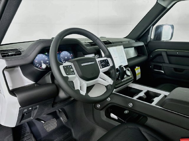 New 2026 Land Rover Defender 110 S AWD/4WD image 9