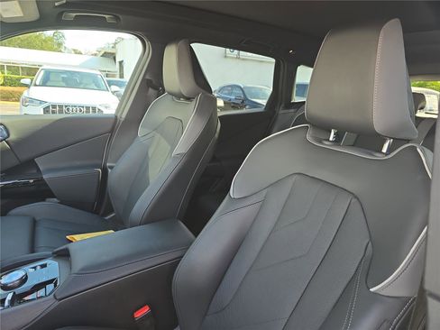 Used 2025 BMW X3 M50 w/ Premium Package image 17