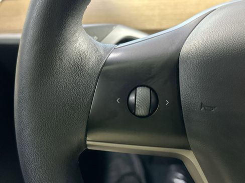 Used 2022 Tesla Model 3 Long Range image 20