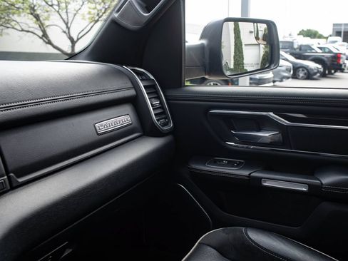 Used 2021 RAM 1500 Laramie w/ Sport Appearance Package AWD/4WD image 38