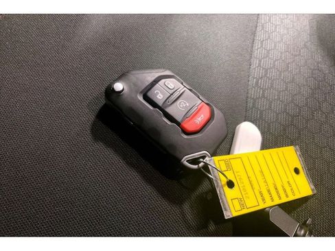 Used 2021 Jeep Gladiator Rubicon w/ Cold Weather Group image 14